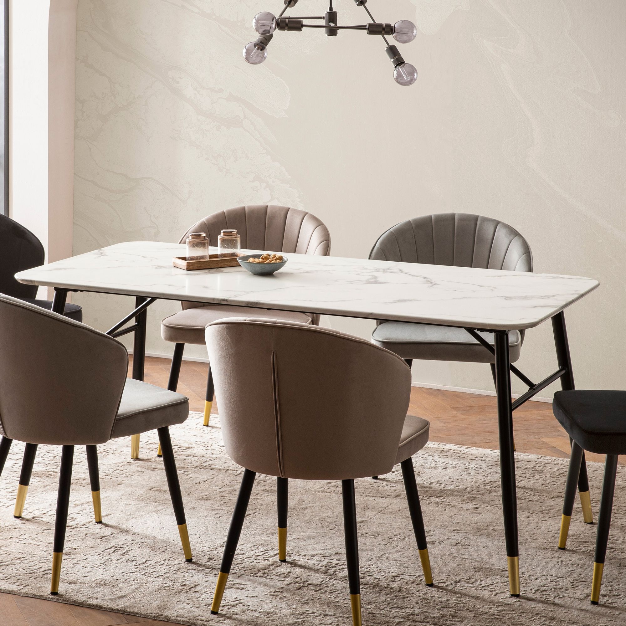 Tavolo da pranzo 120x60x76 cm | Piano bianco effetto marmo | Gambe in metallo nero e oro