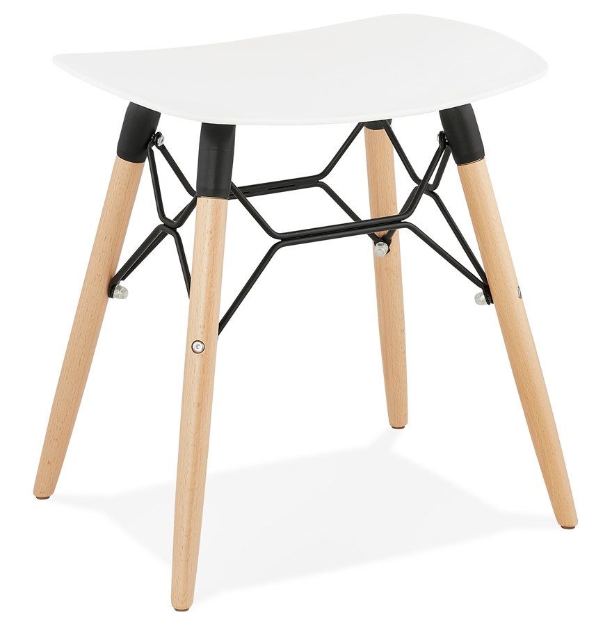 Sgabello basso design 'ALADIN' bianco stile scandinavo